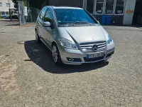 Gebraucht Mercedes A160 Avantgarde 82 PS (60 kW) 2010 Silber Limousine