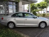 Gebraucht VW Jetta Comfortline 105 PS (77 kW) 2011 Silver leaf metallic (metallic) Limousine