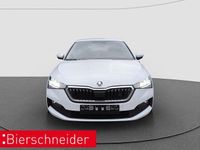 Gebraucht Skoda Scala Style 110 PS (80 kW) 2024 Weiss Kleinwagen
