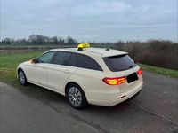 Gebraucht Mercedes E220 194 PS (142 kW) 2018 Beige Kombi