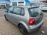 Gebraucht VW Polo 64 PS (47 kW) 2009 Grau Kleinwagen