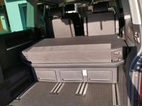 Gebraucht VW California Beach 2012 Violet Van