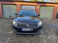 Gebraucht VW Passat 140 PS (102 kW) 2014 Braun Kombi