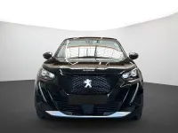 Gebraucht Peugeot e-2008 Active 100 kW (136 PS) 2022 SUV