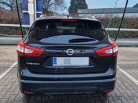 Gebraucht Nissan Qashqai N-Connecta 163 PS (119 kW) 2016 Schwarz SUV