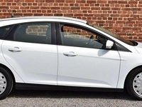 Gebraucht Ford Focus 105 PS (77 kW) 2017 Frostweiß Limousine