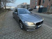 Gebraucht BMW 530 258 PS (189 kW) 2015 Silber Kombi