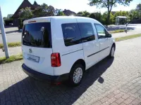 Gebraucht VW Caddy Trendline 75 PS (55 kW) 2019 Weiß Van / Kleinbus