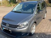 Gebraucht VW Touran Match 140 PS (102 kW) 2012 Grau Van / Kleinbus
