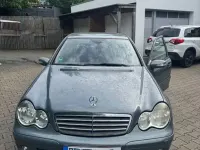 Gebraucht Mercedes C220 150 PS (110 kW) 2004 Grau Limousine