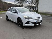 Gebraucht Opel Astra 136 PS (100 kW) 2014 Weiß Kleinwagen