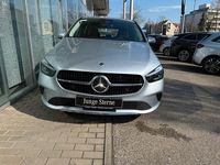 Gebraucht Mercedes B200 Progressive 150 PS (110 kW) 2025 Lack hightechsilber Van / Kleinbus