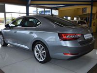 Gebraucht Skoda Superb Style 179 PS (131 kW) 2017 Grau Limousine