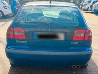 Gebraucht Volvo V40 1998 Blau Kombi