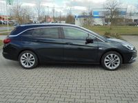 Gebraucht Opel Astra Innovation 150 PS (110 kW) 2016 Grün Kombi