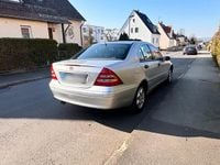 Gebraucht Mercedes C220 150 PS (110 kW) 2004 Grau Limousine