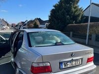 Gebraucht BMW 316 184 PS (135 kW) 1997 Grau Limousine