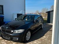 Gebraucht BMW 320 Comfort Edition 184 PS (135 kW) 2012 Schwarz Kombi