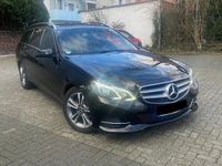 Gebraucht Mercedes E220 Avantgarde 170 PS (125 kW) 2016 Schwarz Kombi