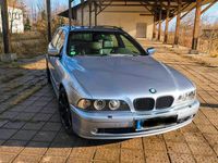 Gebraucht BMW 525 163 PS (119 kW) 2002 Blau Kombi