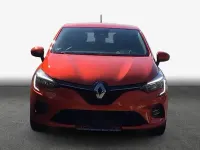 Gebraucht Renault Clio Techno 91 PS (66 kW) 2022 Orange Kleinwagen
