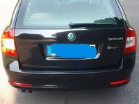 Second-hand Skoda Octavia Ambiente 122 CP (89 kW) 2011 Negru Break