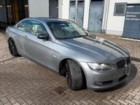 Gebraucht BMW 330 Cabriolet 231 PS (169 kW) 2008 Grau Cabrio