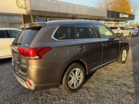 Gebraucht Mitsubishi Outlander P-HEV Plus 135 PS (99 kW) 2019 Braun SUV