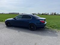 Gebraucht BMW 520 Exclusive 177 PS (130 kW) 2009 Blau Limousine