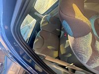 Second-hand Renault Twingo 58 CP (42 kW) 2000 Albastru Hatchback