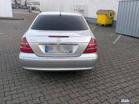 Gebraucht Mercedes E240 177 PS (130 kW) 2004 Grau Limousine