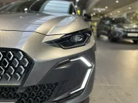 Neu Renault Clio V Techno 159 PS (116 kW) 2025 Grau/grau (grau) Limousine