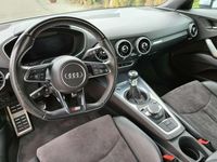 Gebraucht Audi TT Design 184 PS (135 kW) 2015 Silber Coupé