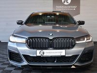 Gebraucht BMW M550 Performance 530 PS (389 kW) 2023 Grau Limousine
