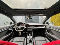 gebraucht Audi RS3 (8Y) Limo Matrix/Carbon/Pano/B&O/RS-Aga/5J Garantie