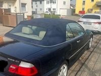 Gebraucht BMW 325 Cabriolet 192 PS (141 kW) 2006 Blau Cabrio