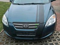 Gebraucht Kia Ceed 97 PS (71 kW) 2008 Kleinwagen