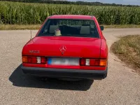 Gebraucht Mercedes 190 160 PS (117 kW) 1987 Rot Limousine