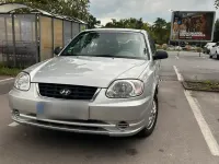 Gebraucht Hyundai Accent 86 PS (63 kW) 2005 Silber Limousine