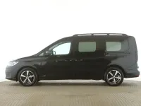 Używany VW Caddy Maxi Life 122 KM (89 kW) 2022 Czarny Minivan