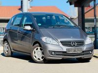 Gebraucht Mercedes A180 116 PS (85 kW) 2011 Grau Limousine