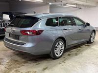Gebraucht Opel Insignia 136 PS (100 kW) 2019 Licht grau m2 Kombi