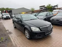 Gebraucht Mercedes C200 Elegance 136 PS (100 kW) 2010 Schwarz Limousine