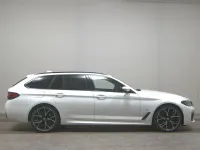 Gebraucht BMW 540 M Sport 340 PS (250 kW) 2023 Alpinweiss iii Kombi