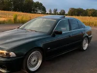 Gebraucht BMW 523 M Sport 170 PS (125 kW) 1999 Grün Limousine
