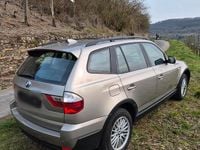 Gebraucht BMW X3 218 PS (160 kW) 2007 Gold SUV