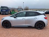 Gebraucht Cupra Born 169 kW (231 PS) 2022 Geysirsilber Kleinwagen