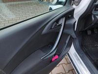 Gebraucht Opel Astra 87 PS (63 kW) 2011 Weiß Limousine