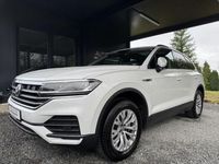 Gebraucht VW Touareg 231 PS (169 kW) 2019 Weiß SUV