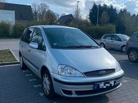 Gebraucht Ford Galaxy 115 PS (84 kW) 2004 Silber Van / Kleinbus